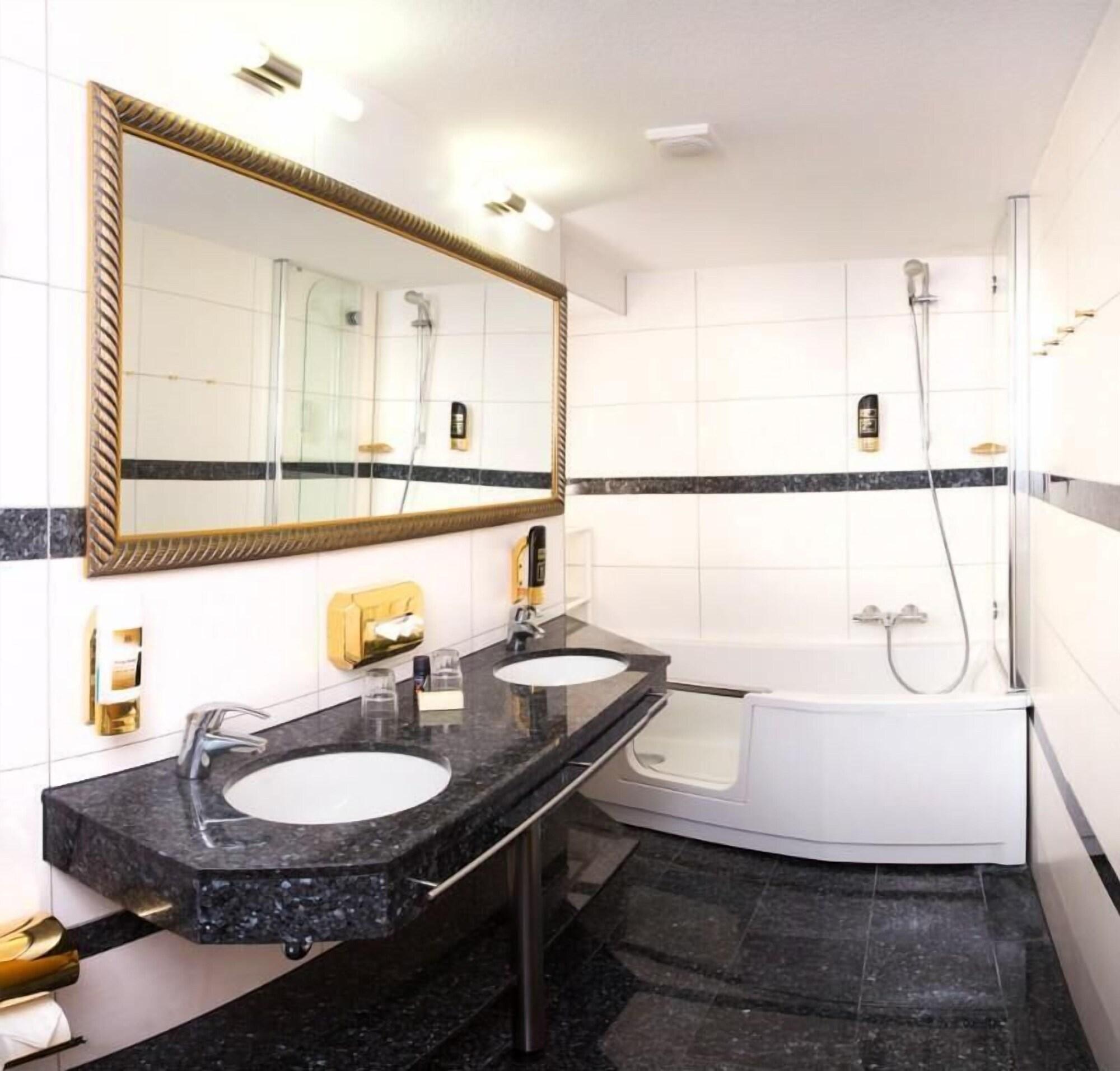 City Partner Hotel Alter Speicher Wismar Ngoại thất bức ảnh